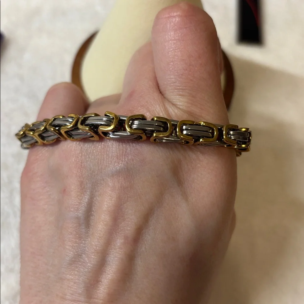 33g Men’s Stainless Steel Two Toned Byzantine Bracelet Heavy